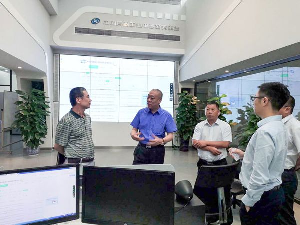 公司黨委書記崔培軍在北京與中國兵工物資集團領(lǐng)導舉行商務(wù)會談