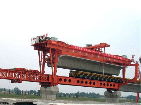 路基和線路質(zhì)量差是導(dǎo)致架橋機(jī)傾覆的主要原因