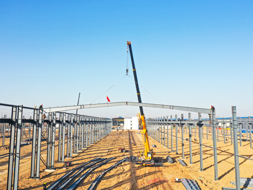  河南礦山｜智能產(chǎn)業(yè)園6號車間今日上梁大吉！